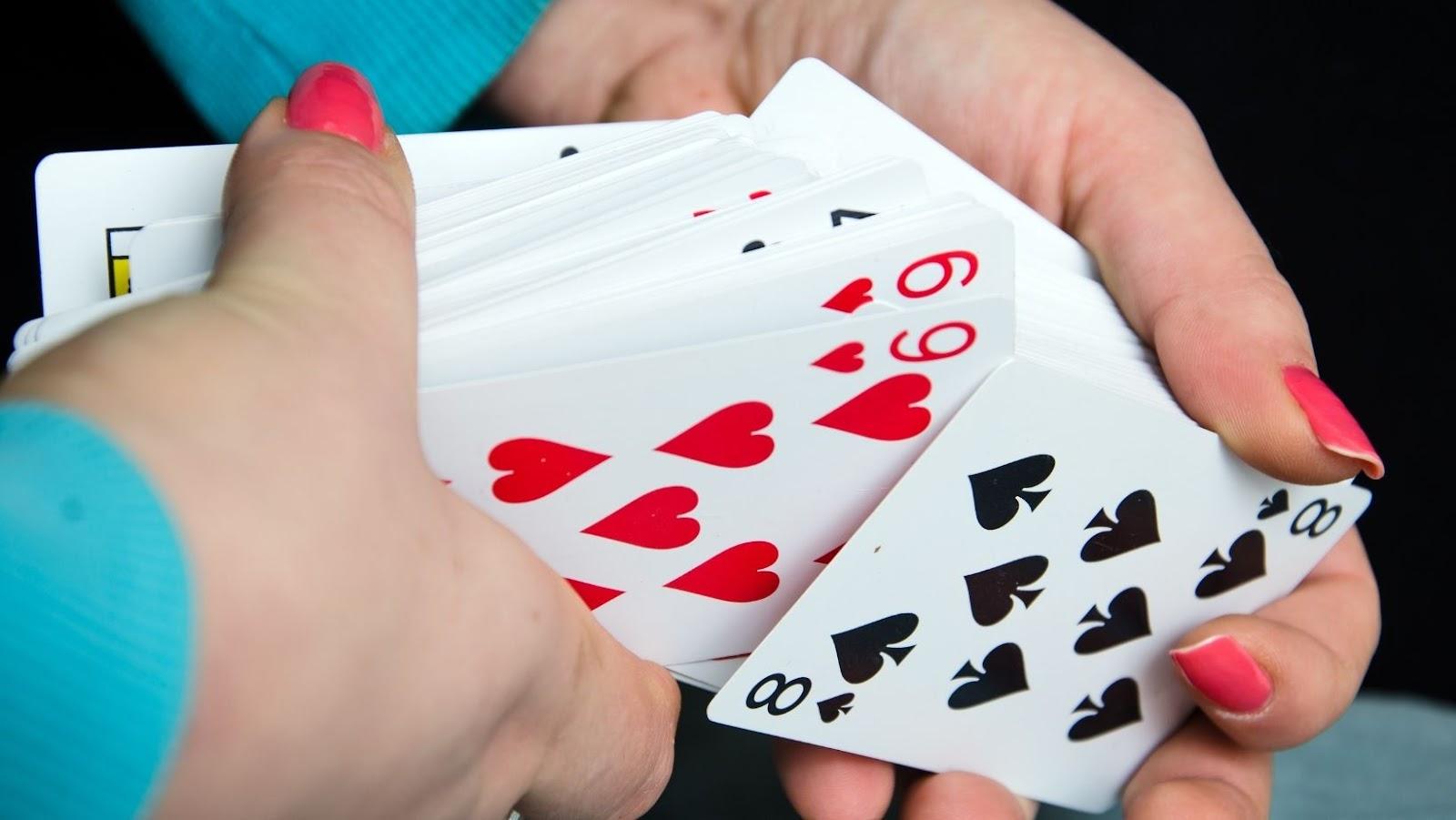 Khám phá nước hoa baccarat 540 độc đáo và bí quyết sử dụng nước hoa baccarat 540 lâu phai